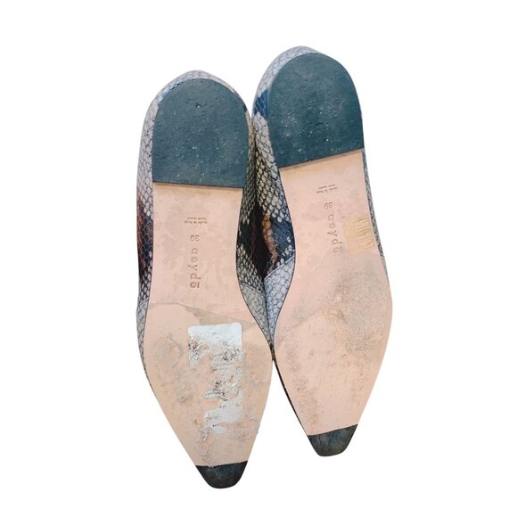 Aeyde Pointed-Toe Leather Snake Design Loafers 9 - Picture 5 of 6